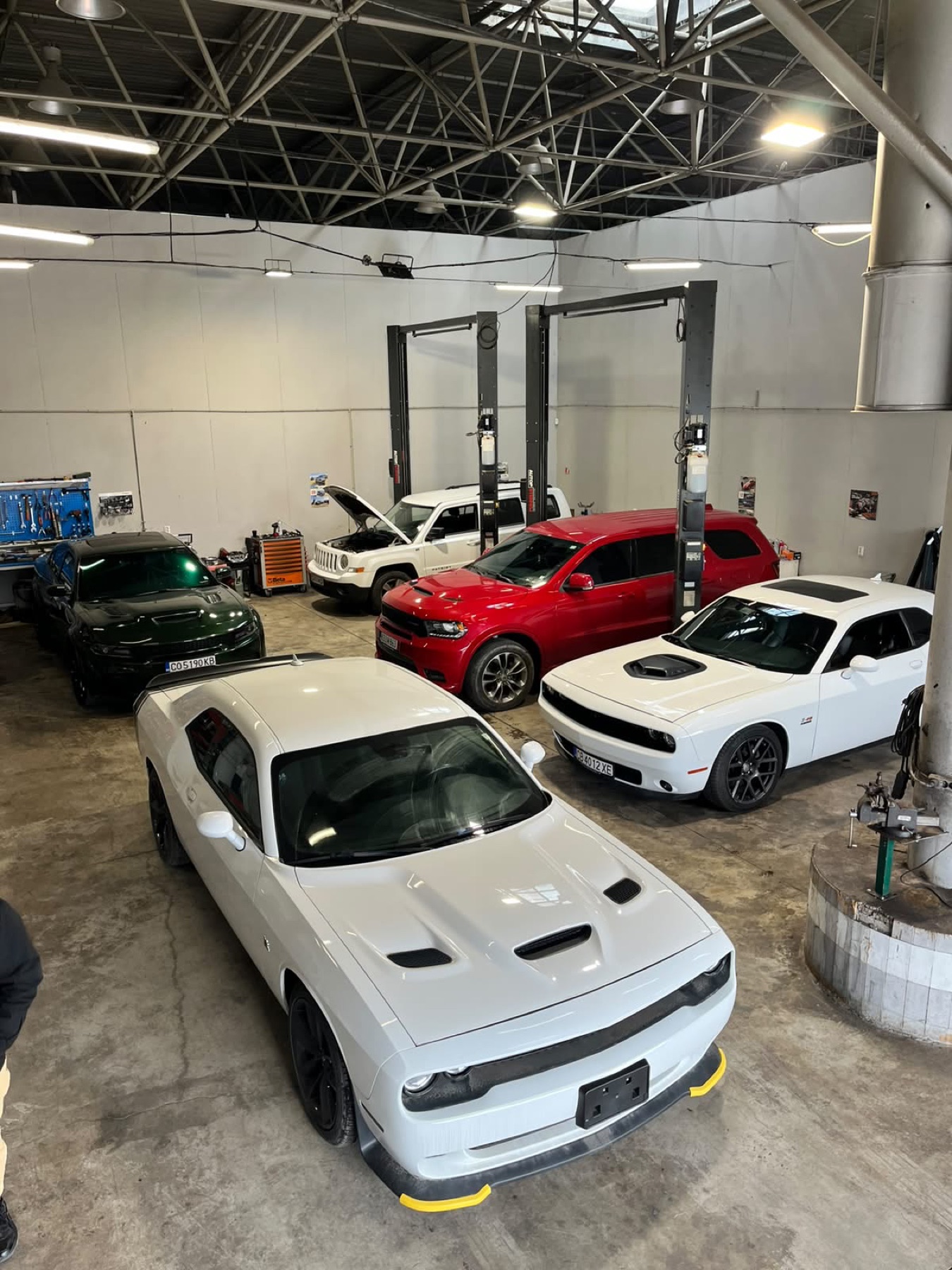 Auto truck service