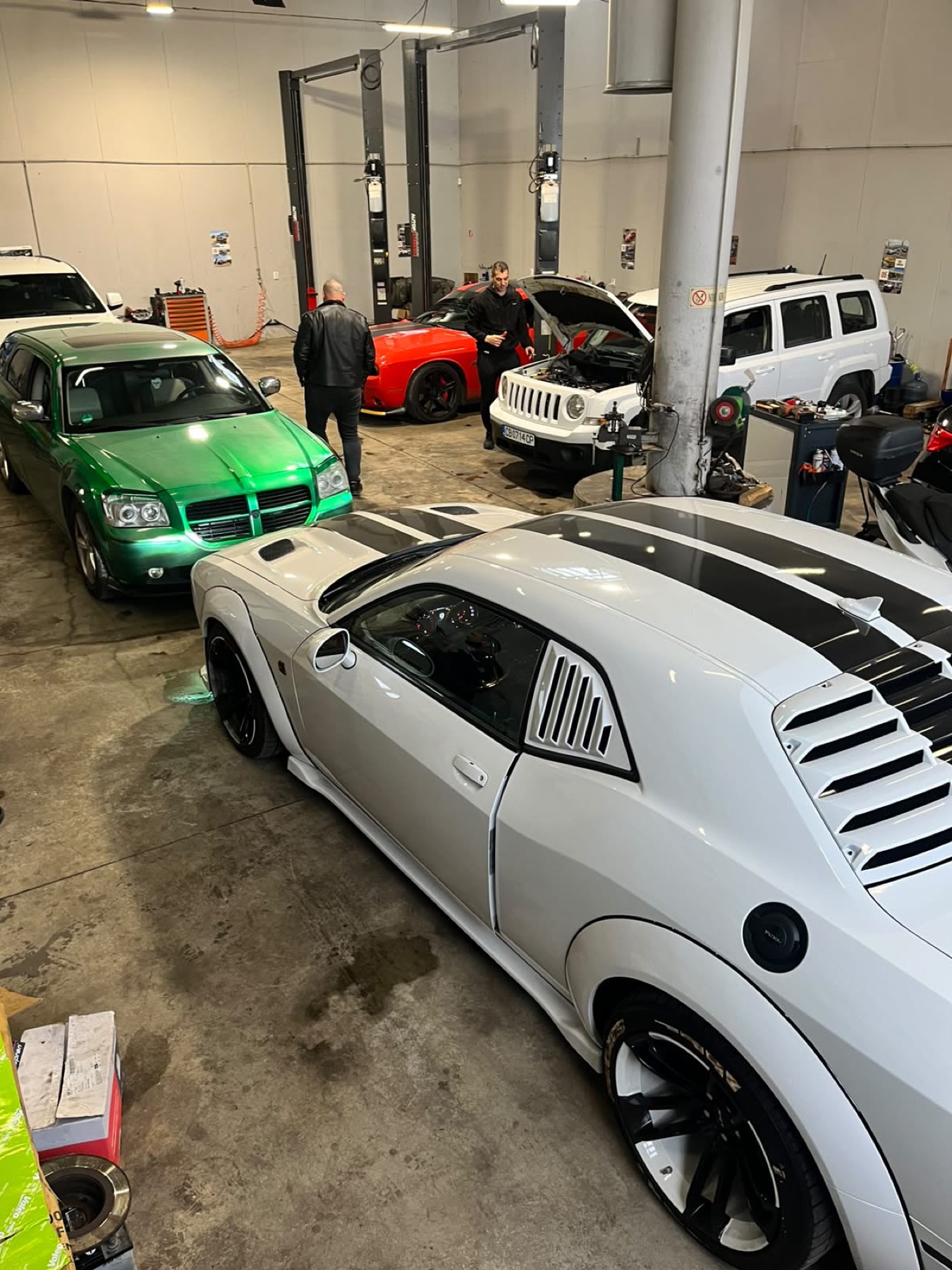 Auto truck service